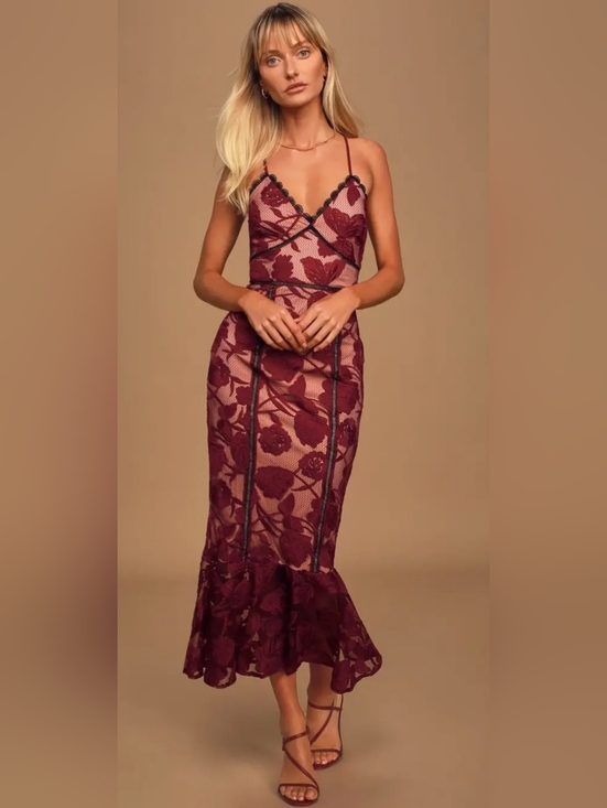 Lulus Dresses & Skirts - Lulu's Alluring Dream Burgundy Floral Mesh Lace Trumpet Midi Dress, VGUC, Size M